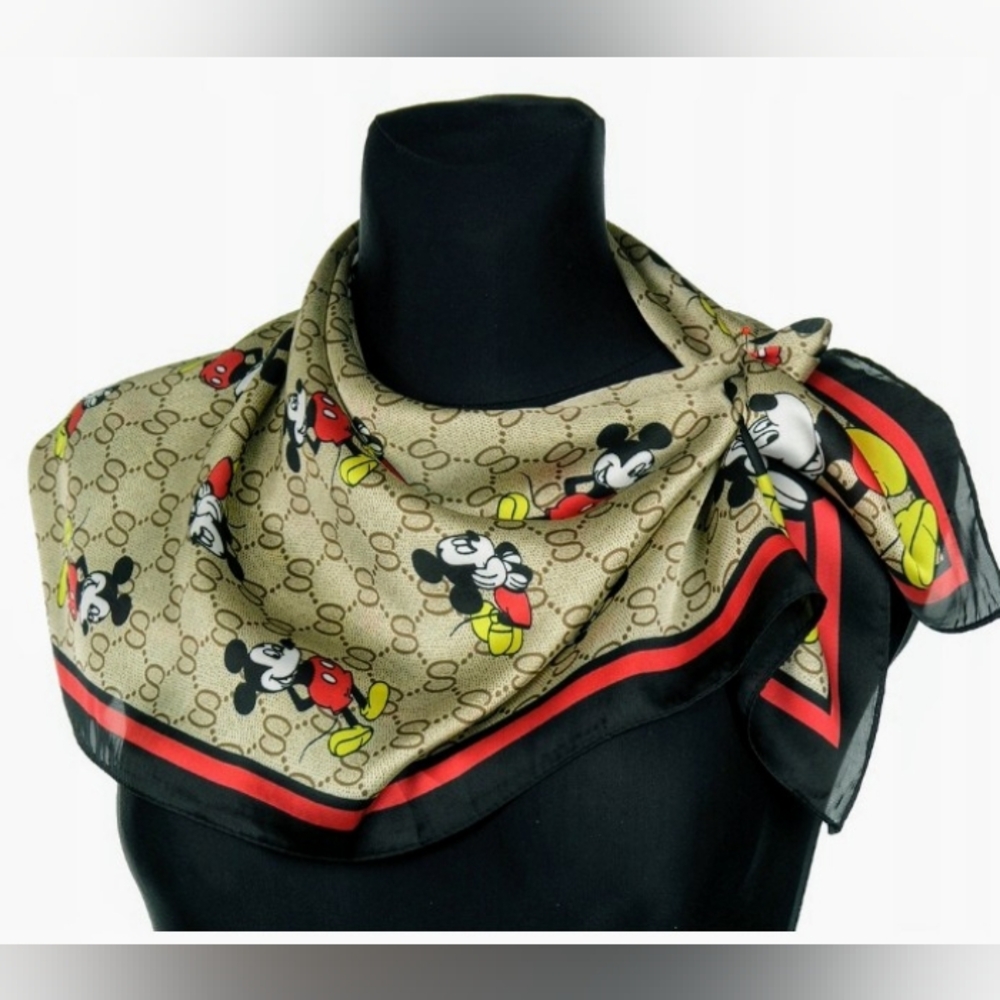 NEW SCARF MICKEY MOUSE